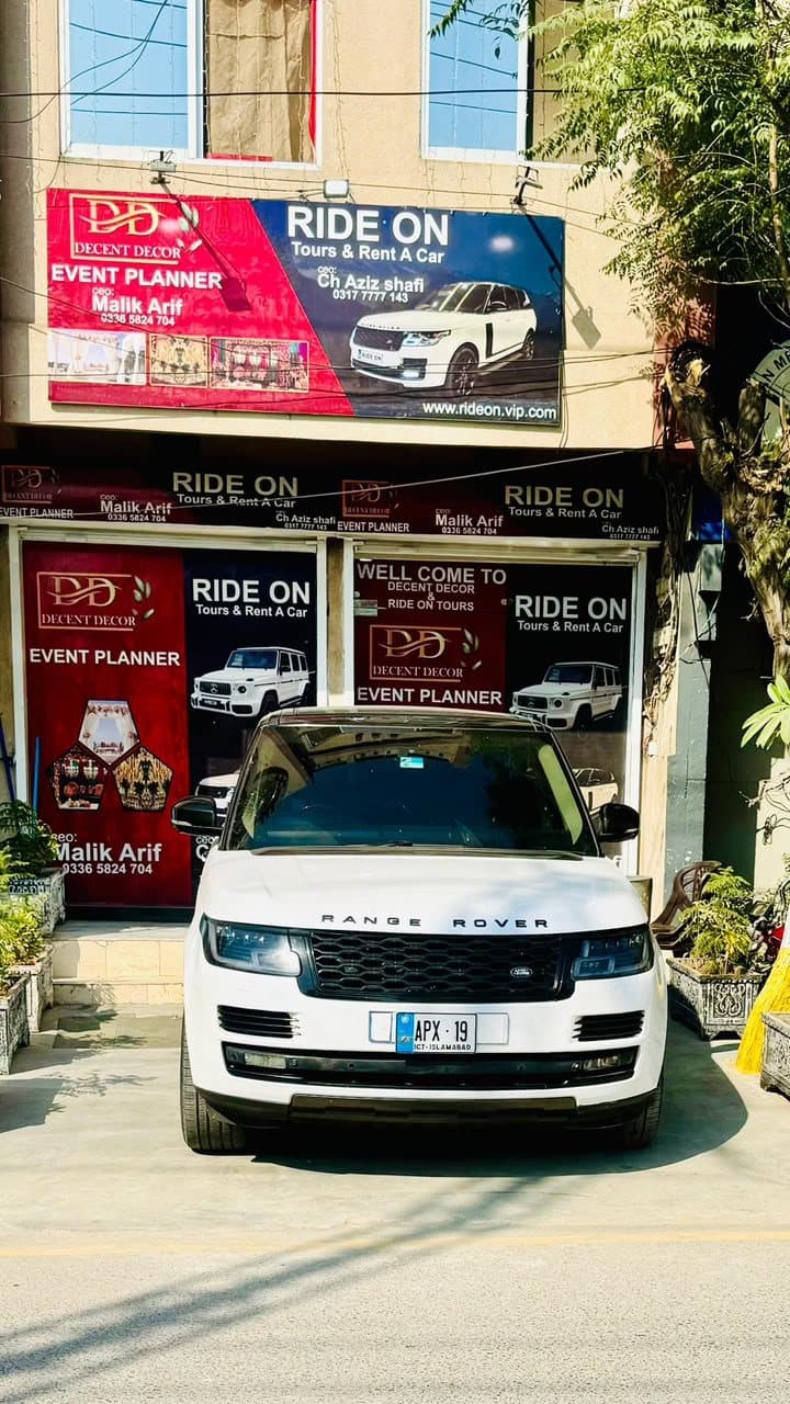 Land Rover Range Rover Vogue in white for rent at RideOnTours