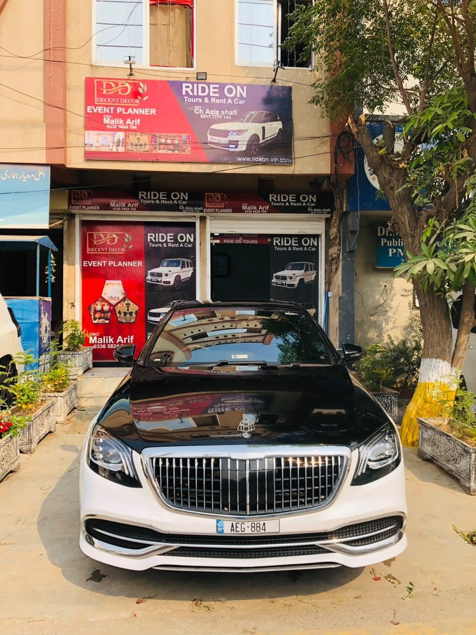 Mercedes-Maybach S-Class in white & black for rent at RideOnTours