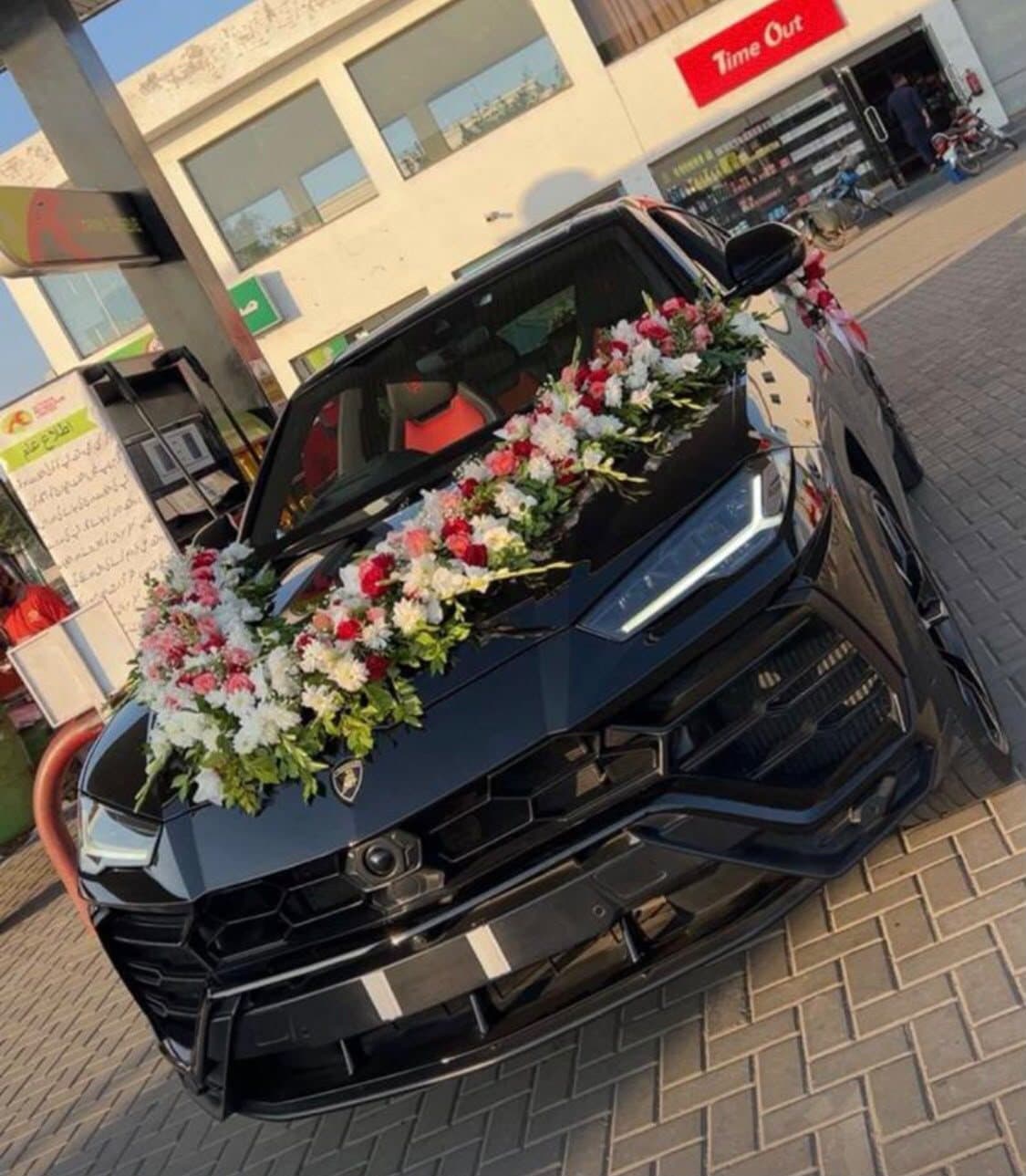 Lamborghini Urus in black for rent at RideOnTours